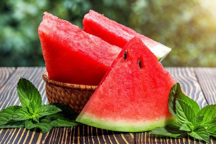 Sinh tố dưa hấu sẽ là một sự lựa chọn tuyệt vời để giải rượu