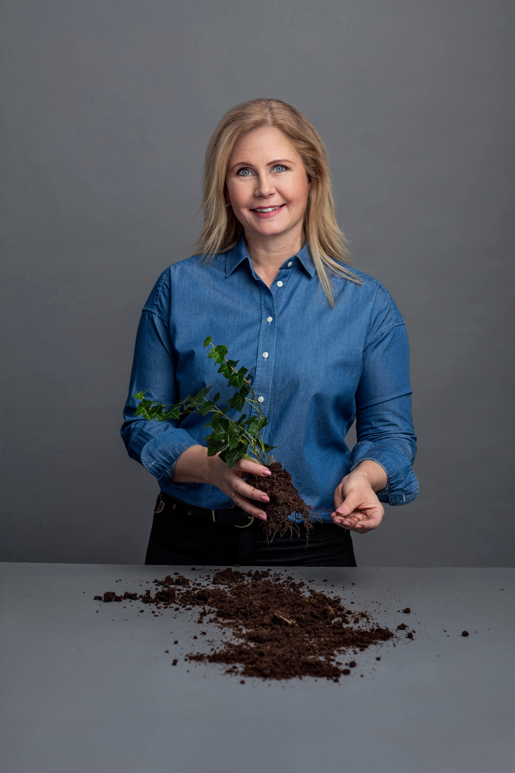 Portrait of Karin Schreil, CEO, Ework Group.