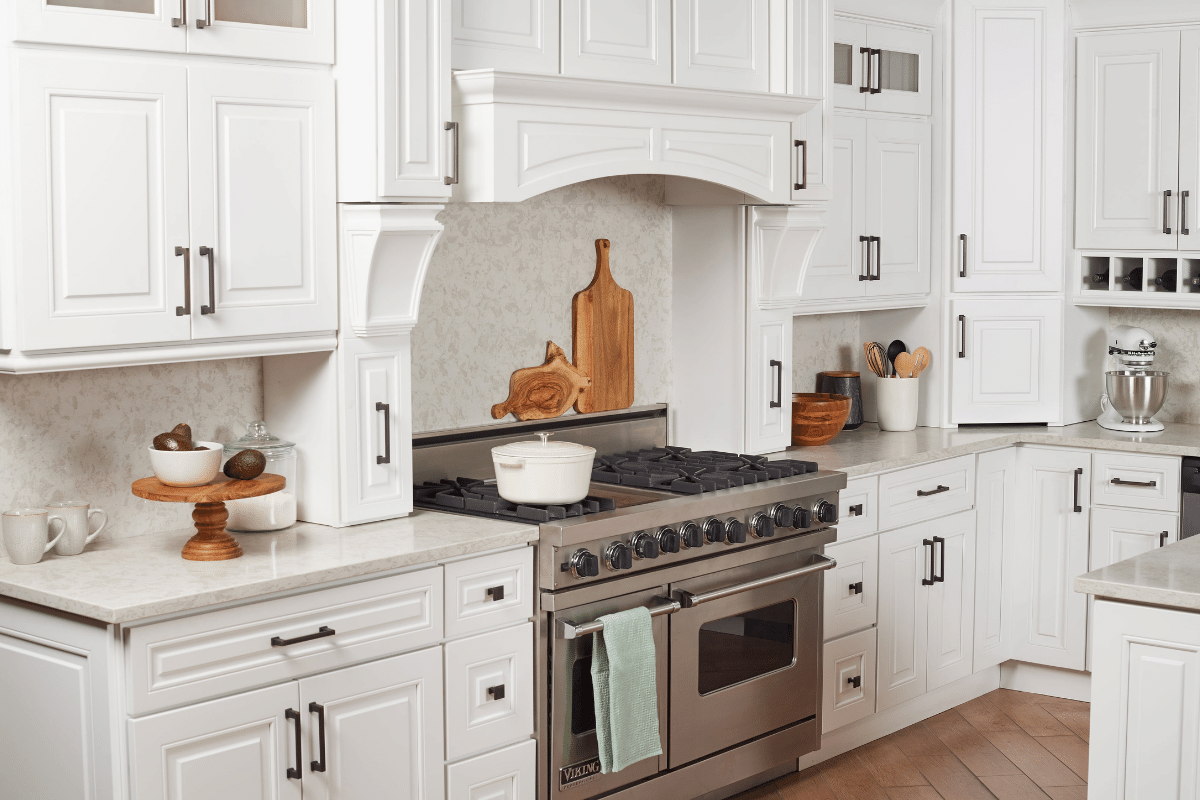 Modern kitchen displaying custom kitchen cabinetry and drawers.