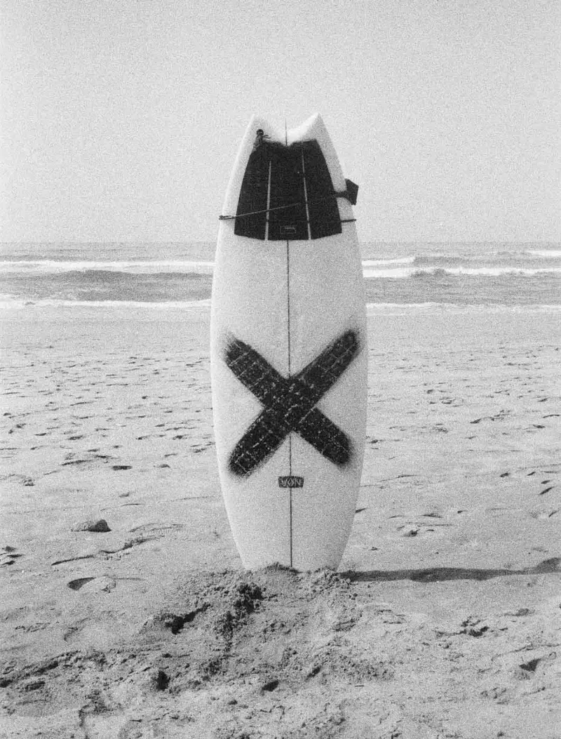 Board steckt im Sand