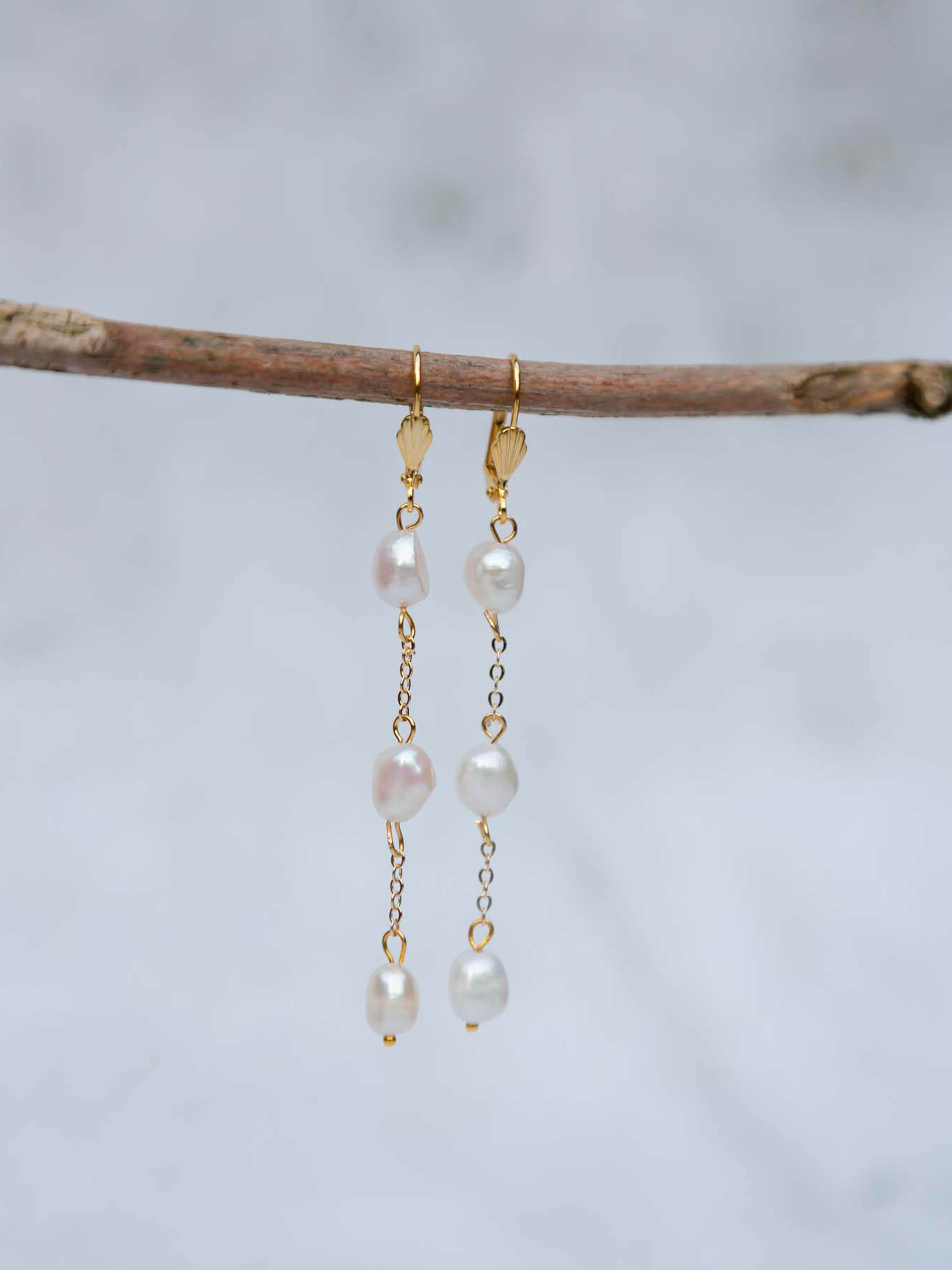 Osmose Studio - Sustainable Accessories - Linda Drip Earrings (White)