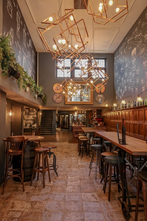 The Oyster House Pub with 16 Boutique Rooms in Swansea