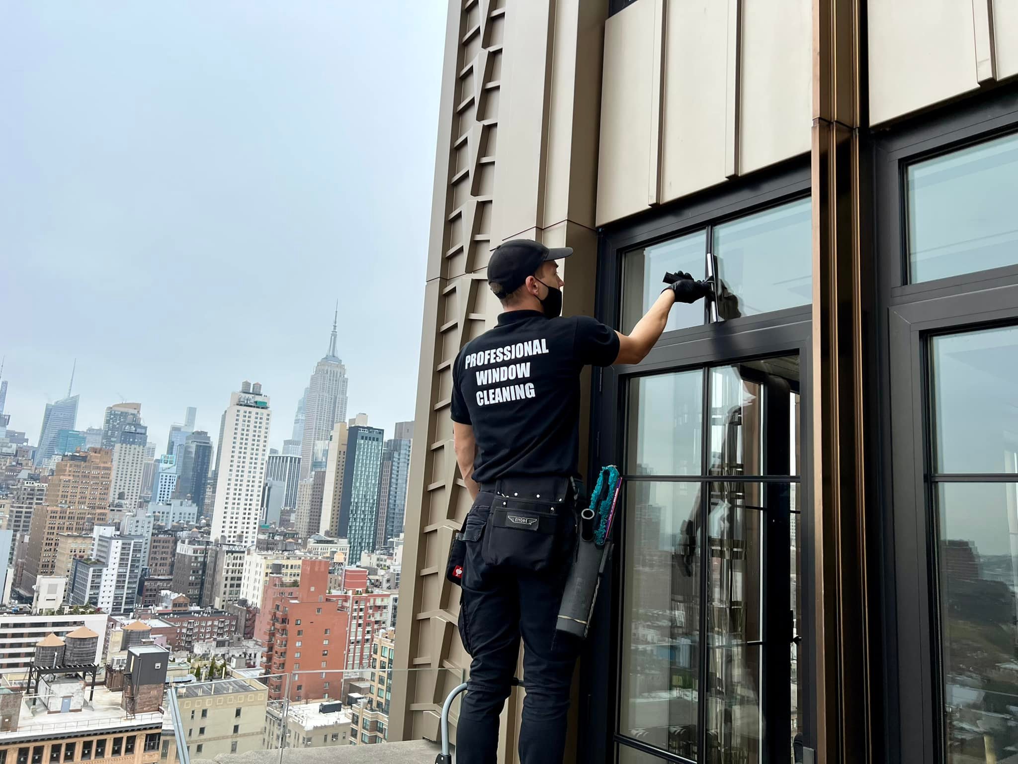 Best Local Window Cleaning in New York City, NY Job Done Right