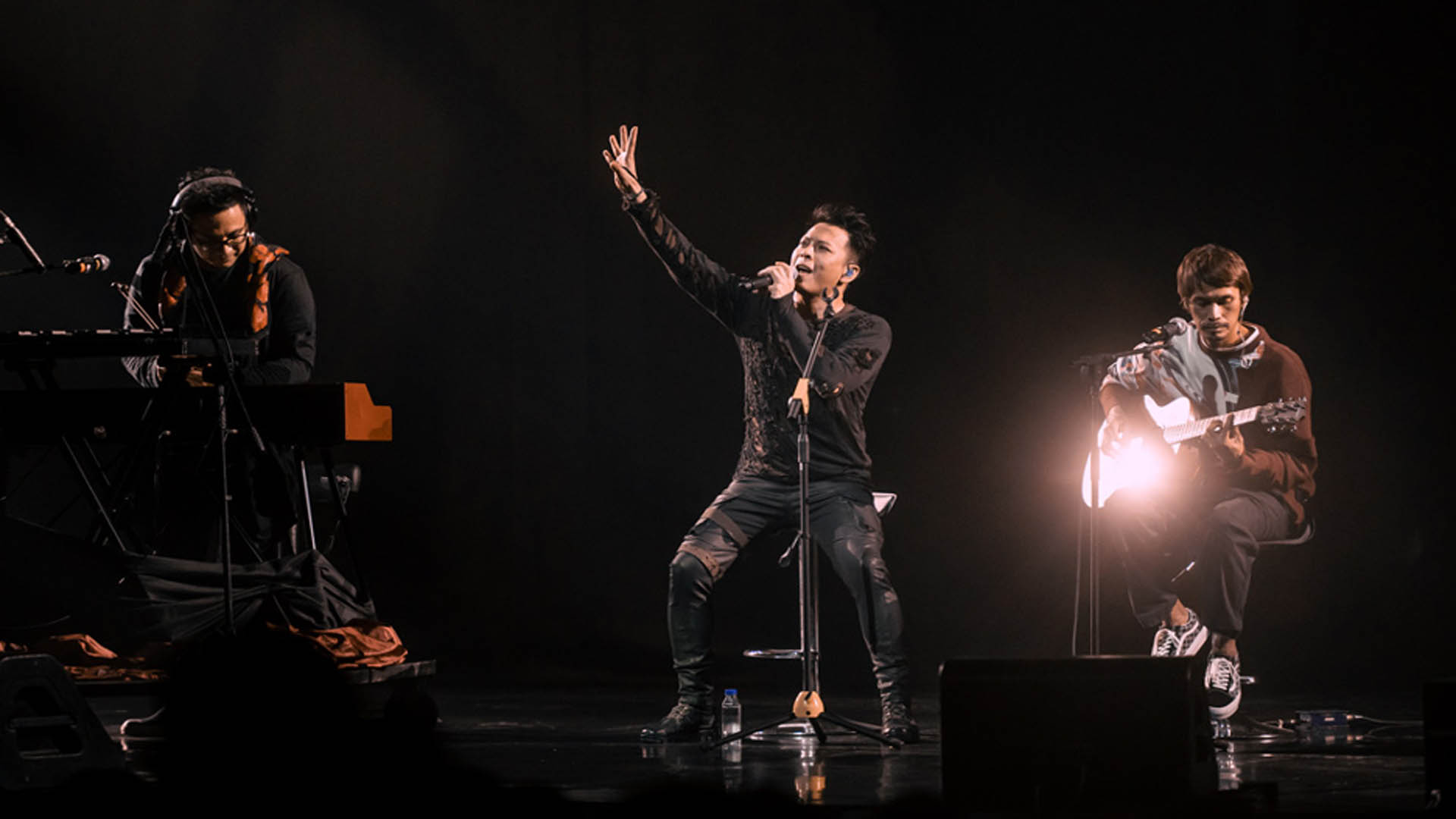 Konser spektakuler satu dekade NOAH