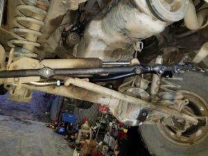 Signs and symptoms of a faulty drag link