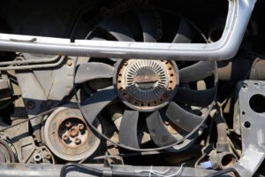 Mechanical car radiator fan