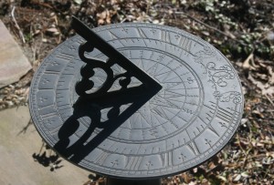 sundial, solar time, when to go solar