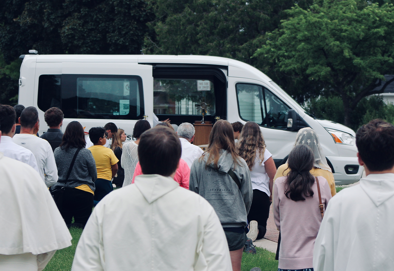 christ-the-king-roman-catholic-church-hollywood-california-los