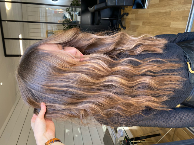 Réalisation de coiffeur coloriste du salon Le Nuancier à Rennes