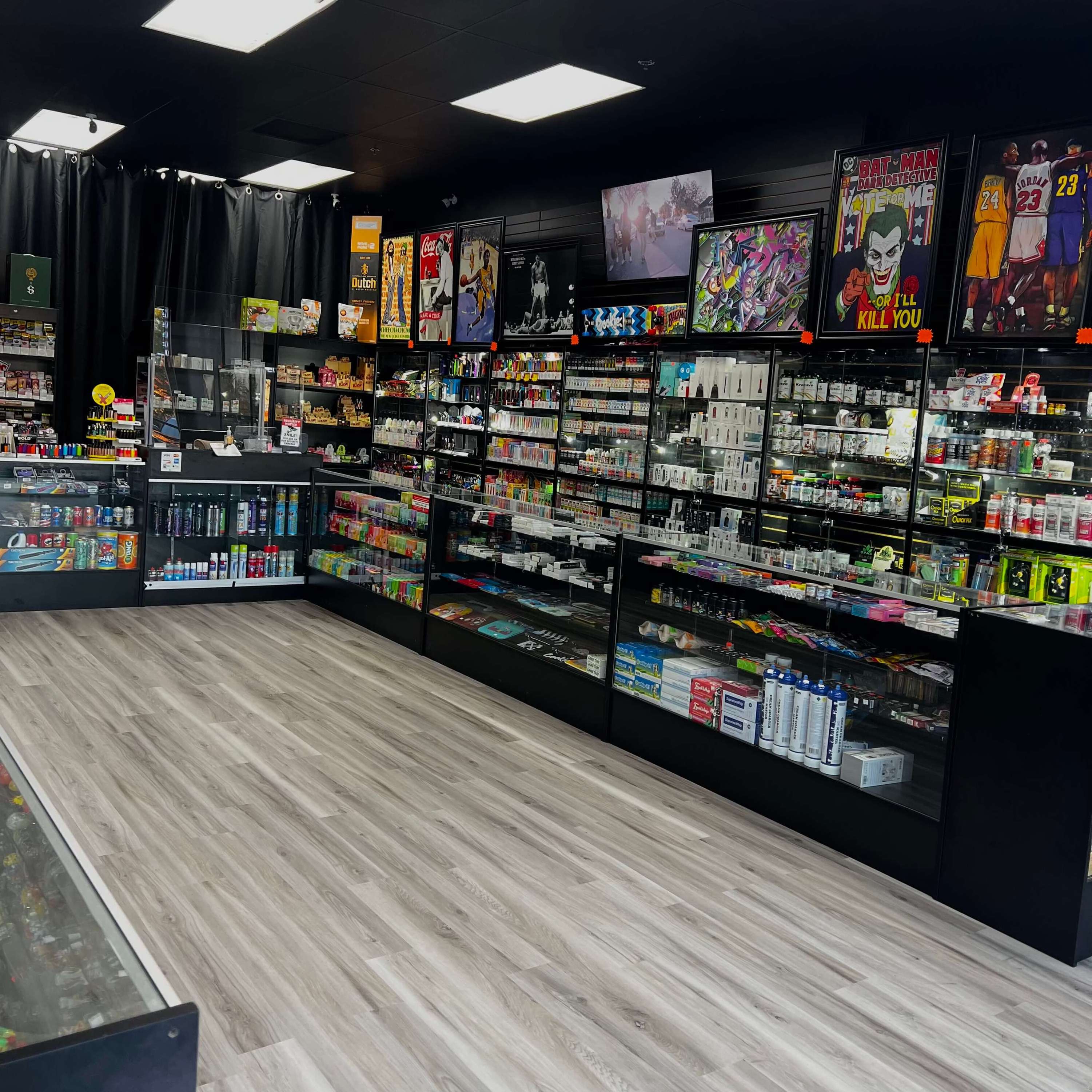 Smoker's Paradise Arleta Smoke Shop