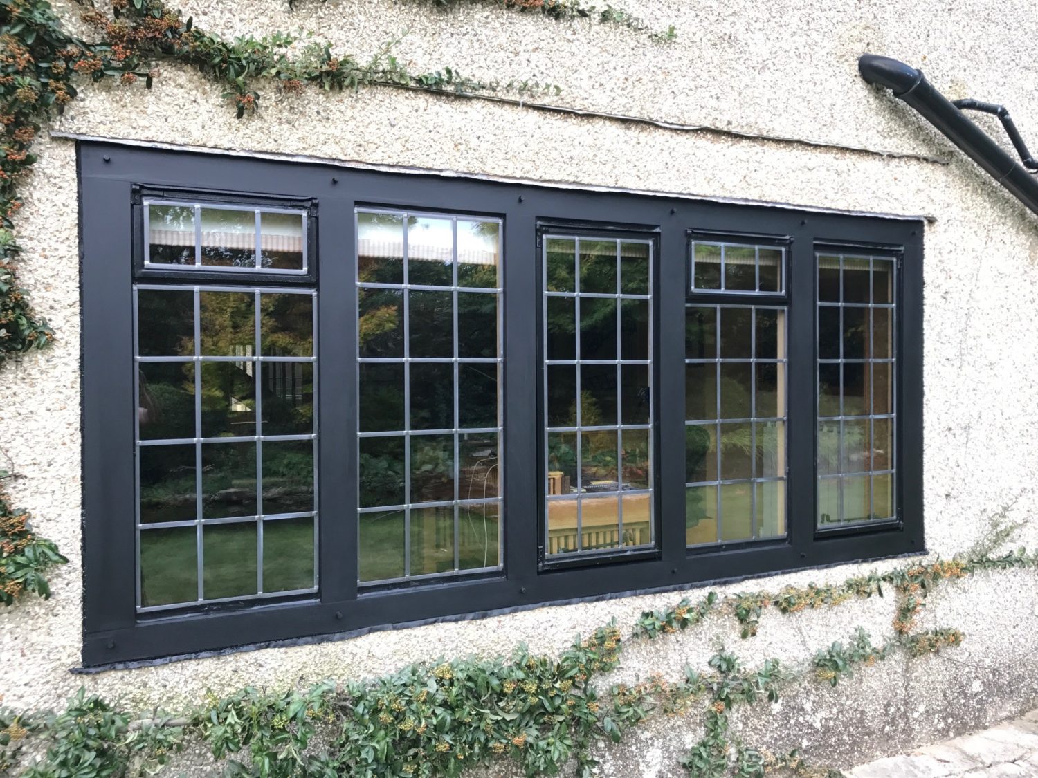 The Difference Between Stained Glass & Leaded Glass Windows Sherriff