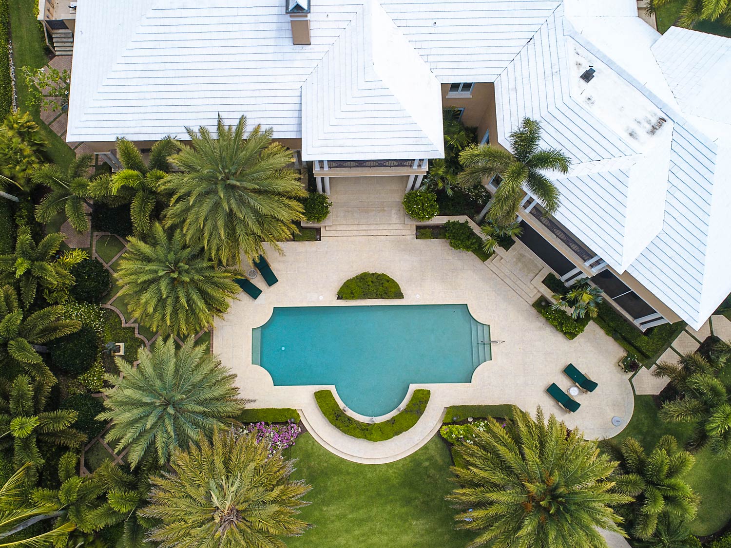 Swimming Pool Contractors POOLS BY DBC