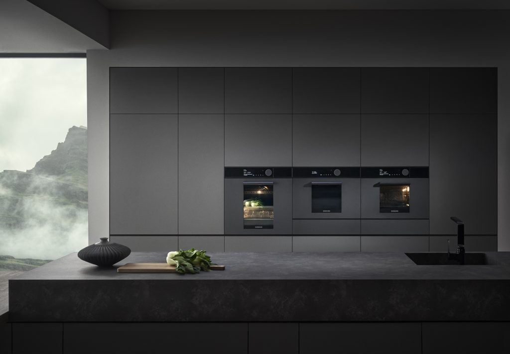 moderne keuken in het zwart