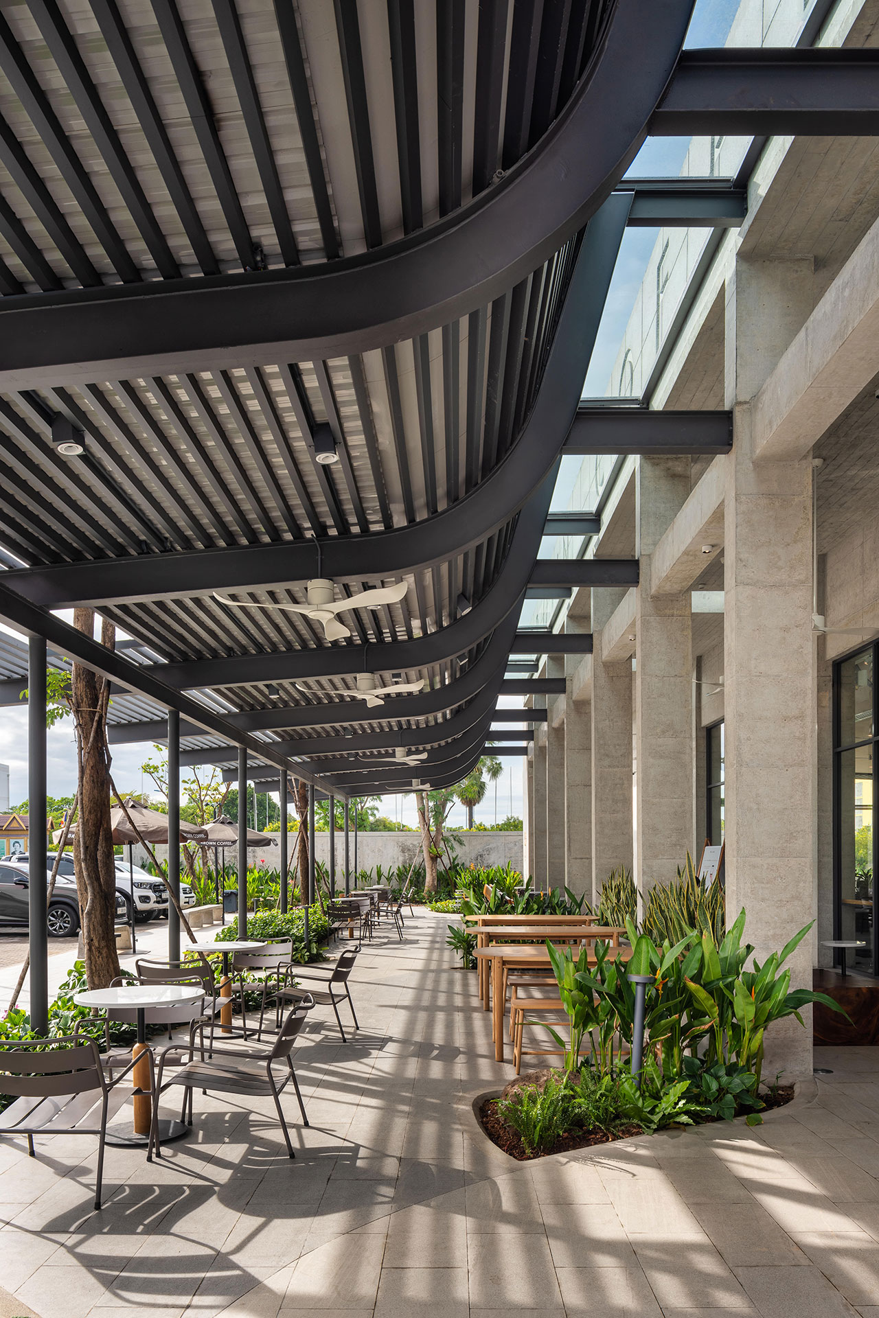 Brown Coffee Airport - TDB Projects - Fit-out and Construction in Cambodia