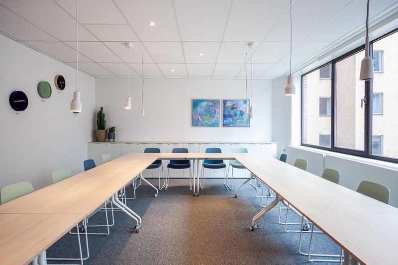 IPEC Europe - Workspace Design & Build - Space Refinery