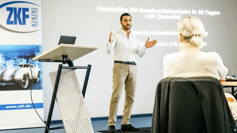 Social Recruiting Agentur Solar Photovoltaik Solarteur Mitarbeiter finden