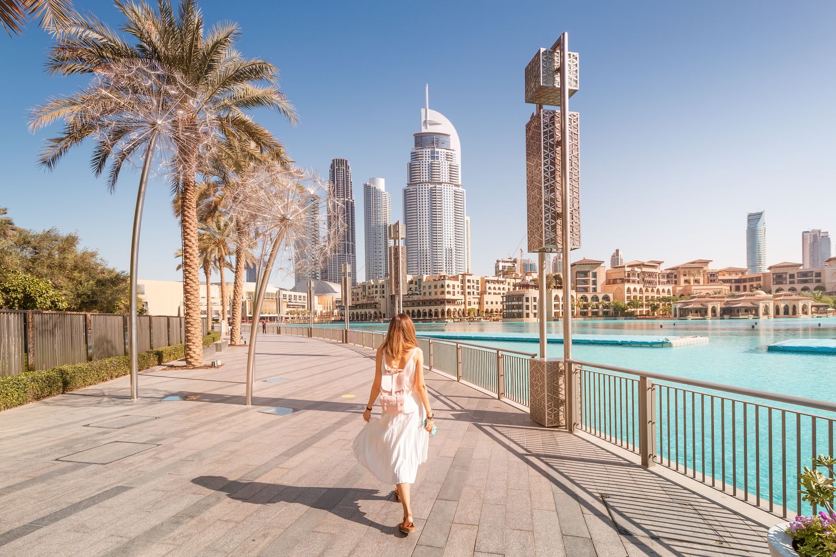 How to Find a Job in Dubai on a Visit Visa