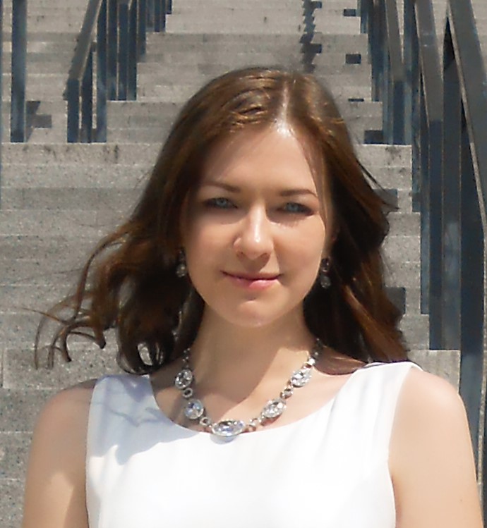 Tamara Reznikova is an Internet marketer and project manager