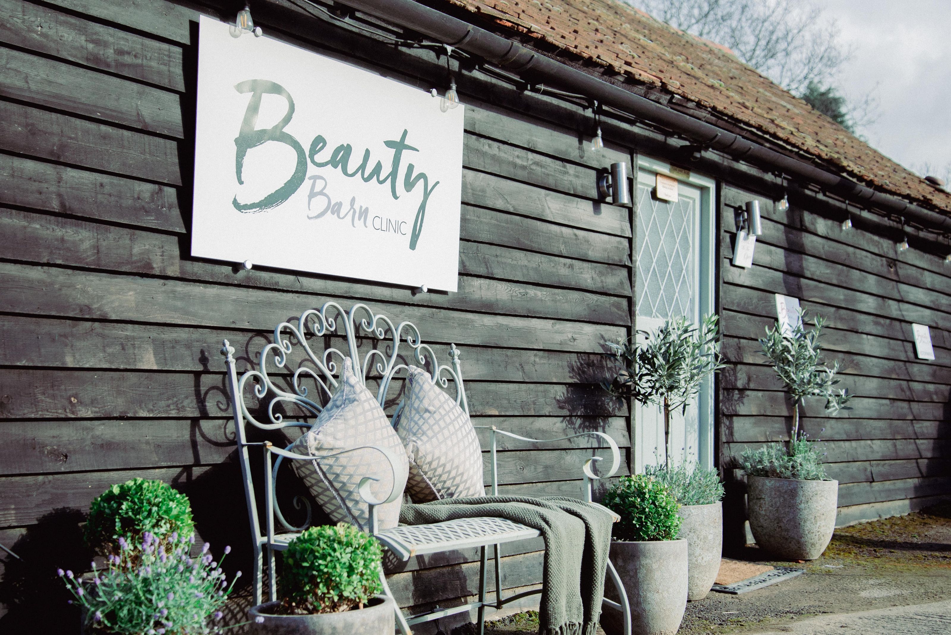 Home [www.beautybarnclinic.co.uk]