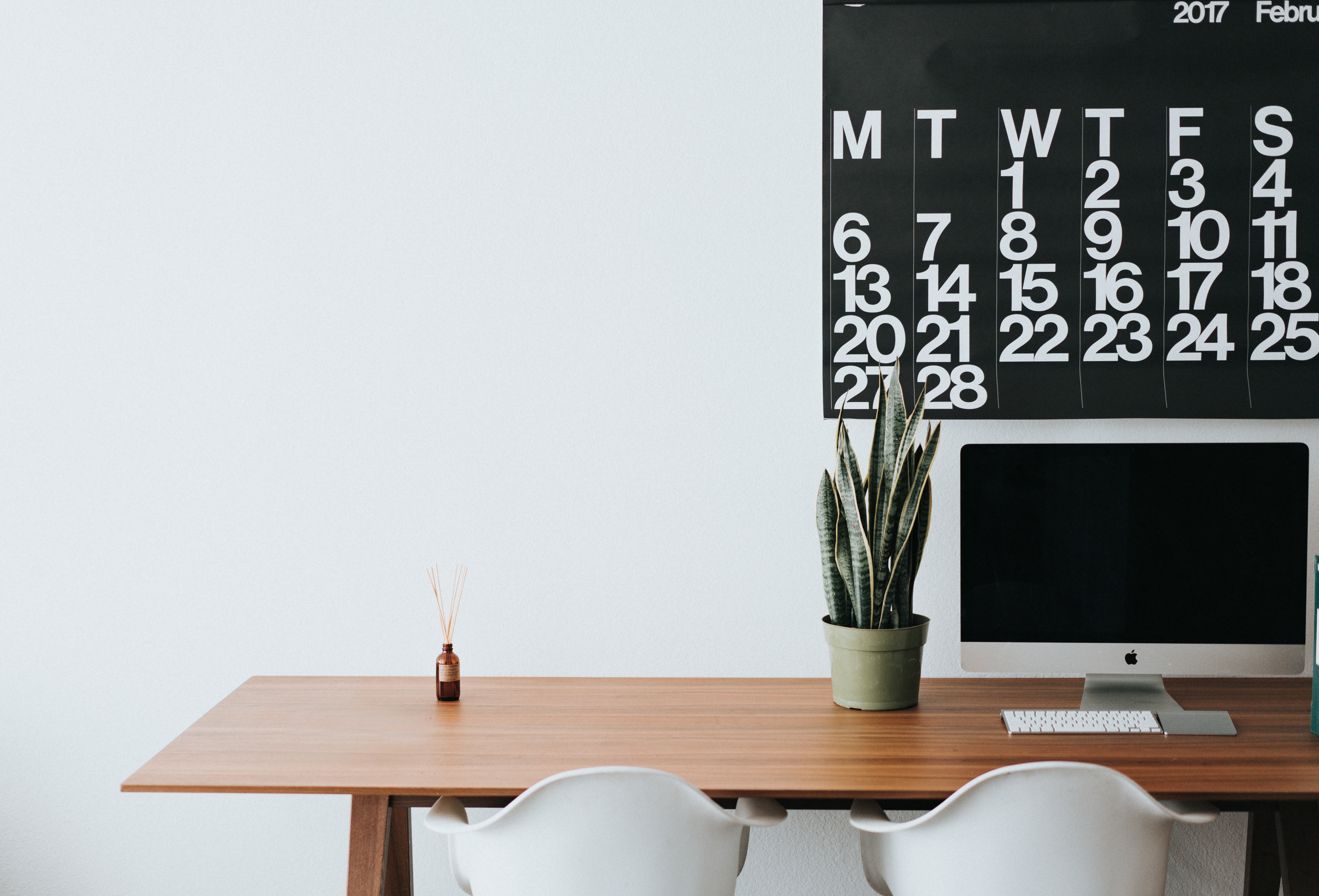 How Many Hours in a Week Should You Really Be Working?