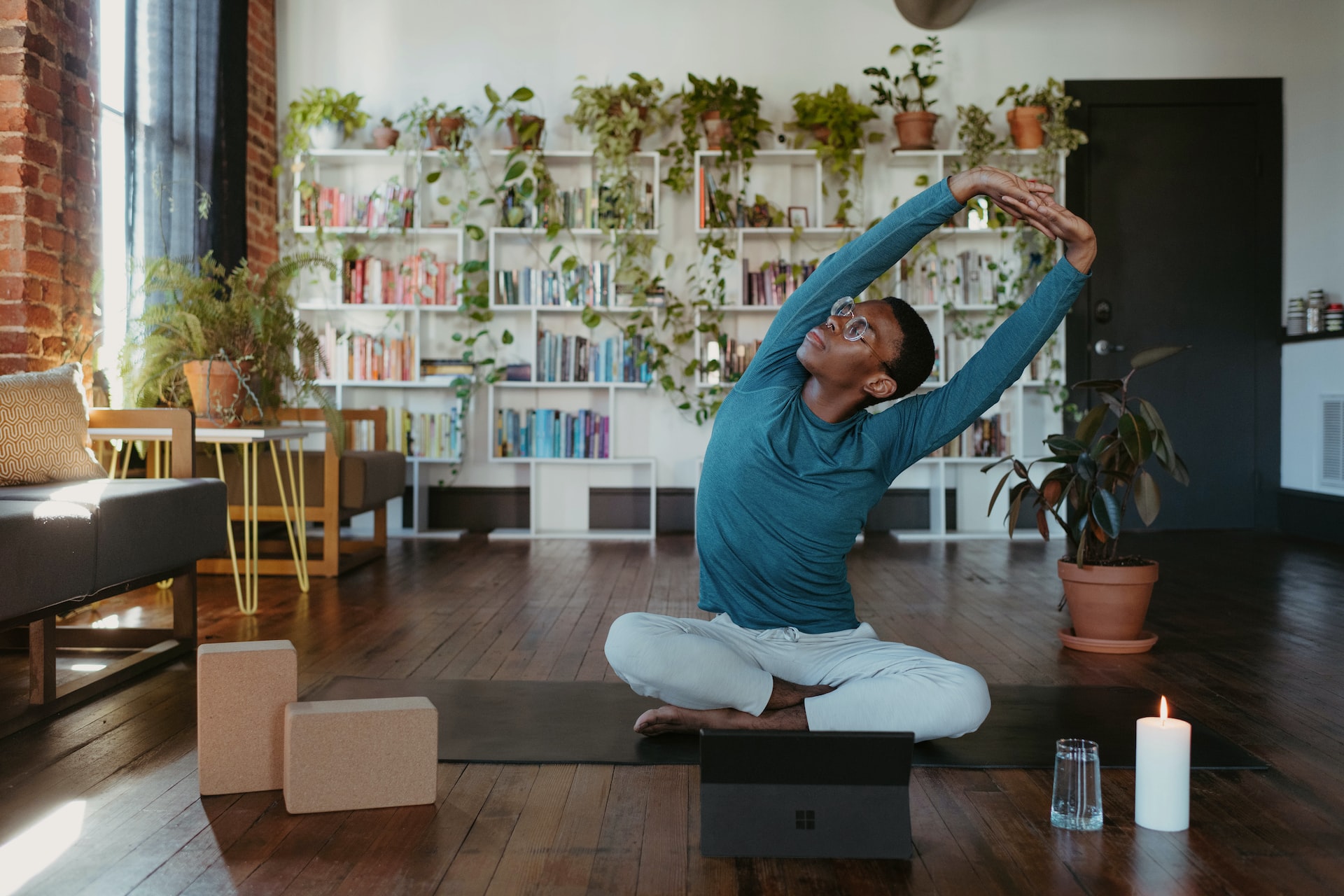 How to Incorporate Exercise Into a Busy Work Day
