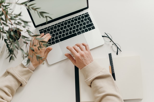 office-feng-shui-declutter