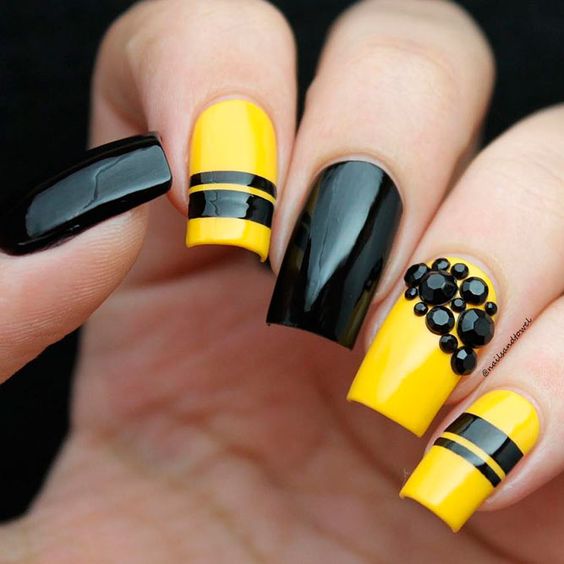 Sunny Nails