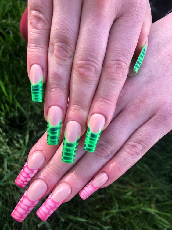 Snake Print Nails