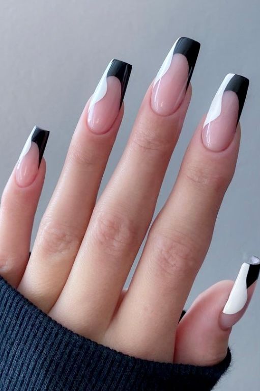 Abstract Tip Nails