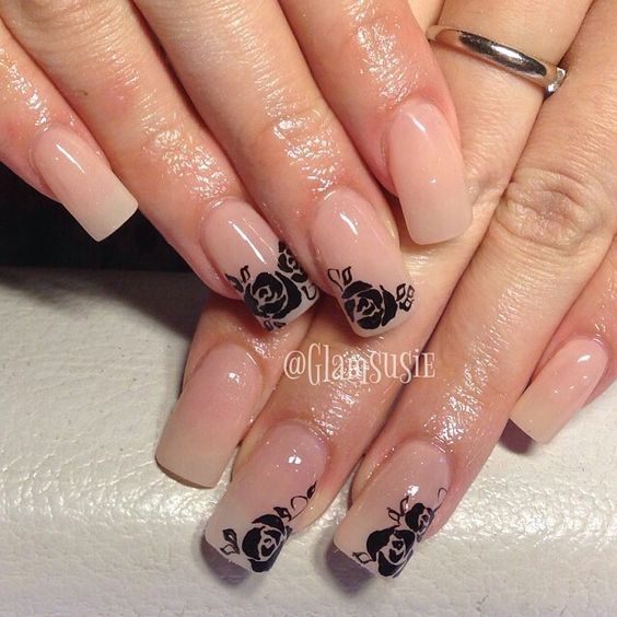 Roses Tip Nails