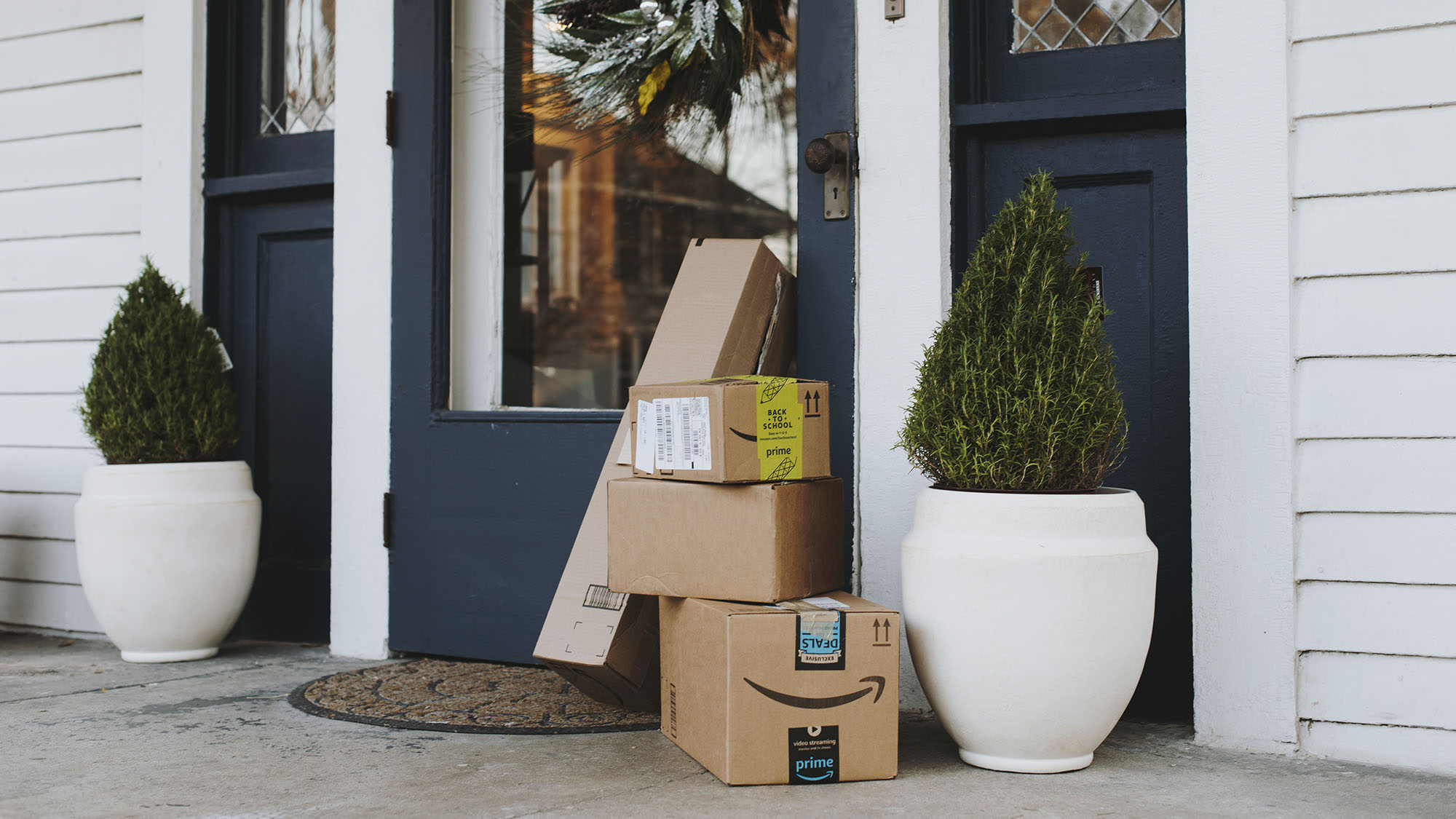 Porch pirates' who steal your packages: Here's how police say they operate – Orange County Register