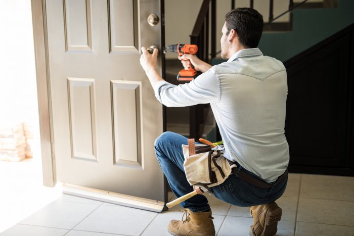 The Difference Between a Handyman and a Contractor | Homes.com