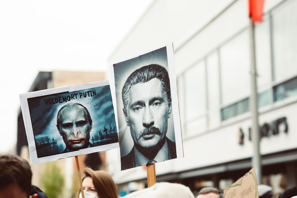 Putin posters