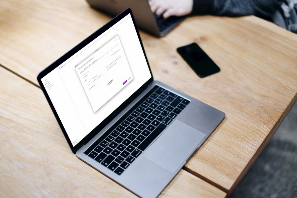Talleres de programación de aplicaciones de gestión empresarial 1 Velneo vERP 26.1 en macbook
