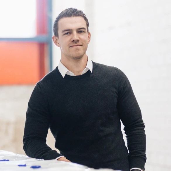 Supply Chain & Operations professional leunt op voorraad producten.