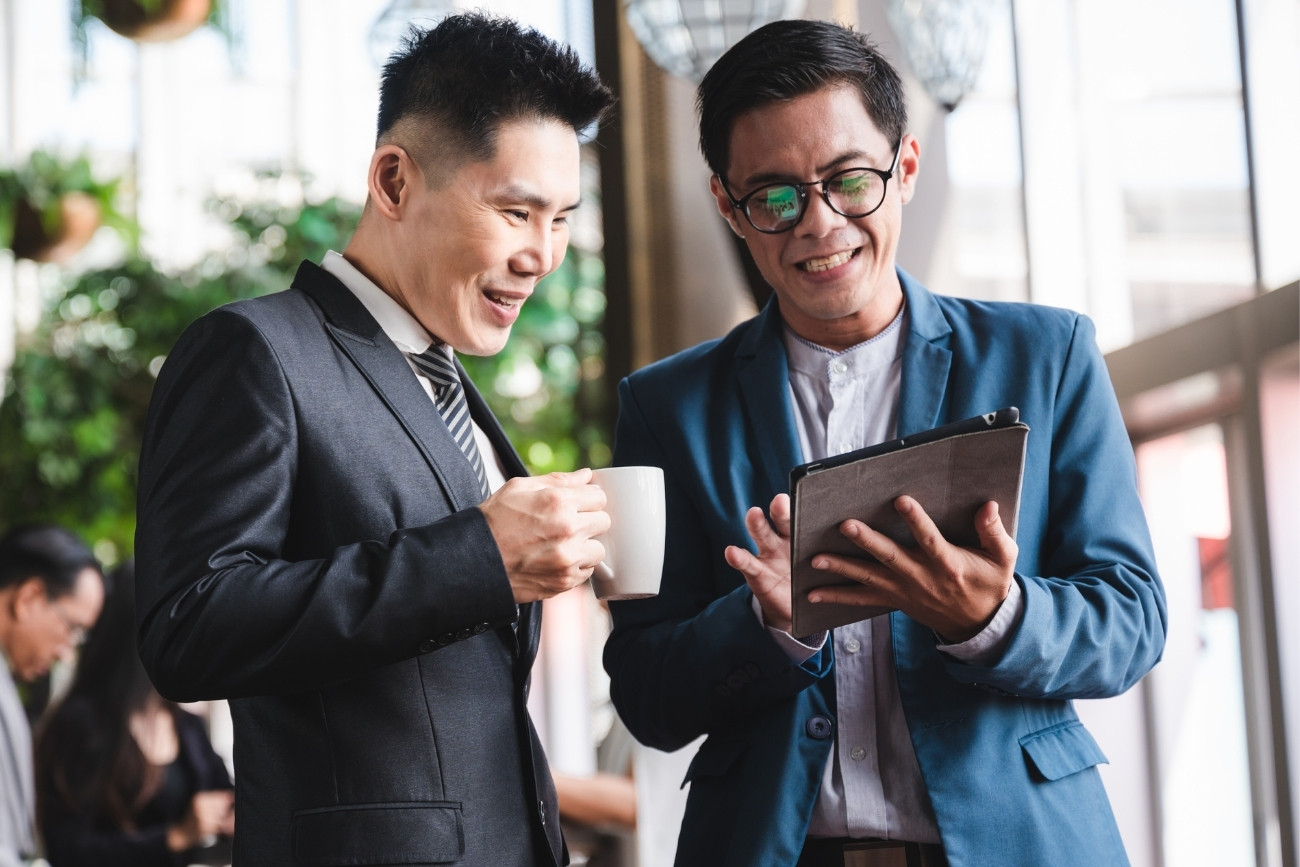 Two businessmen agreeing