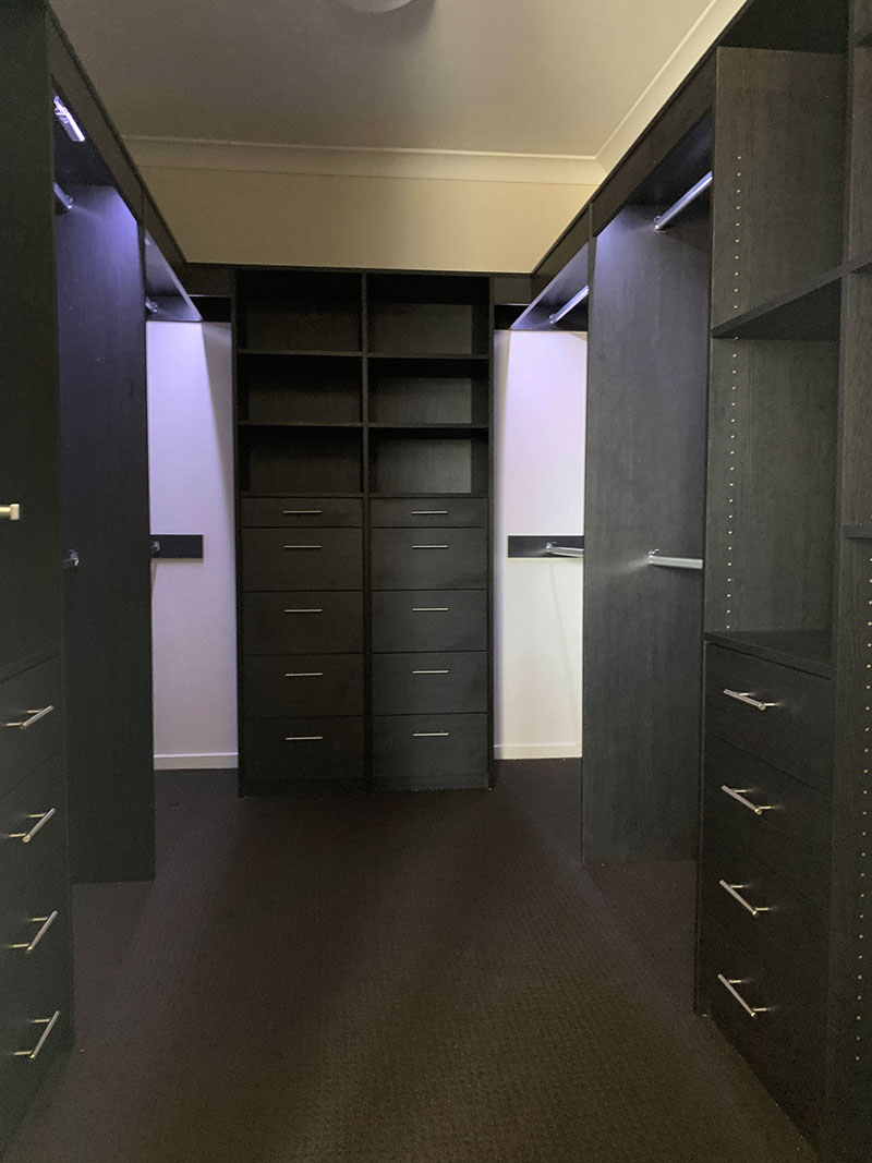 Built In Wardrobes & Walk In Wardrobes Australian Builtins
