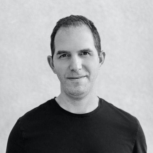 Hakan Unsal, Founder