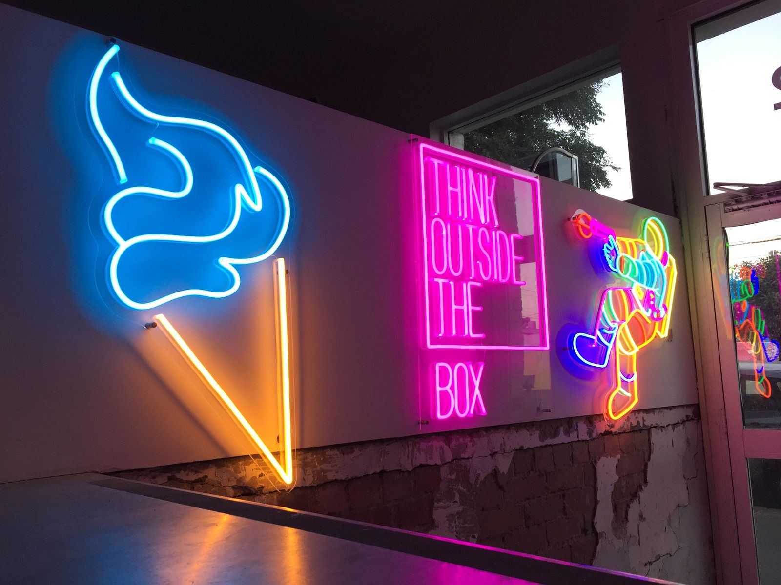 Custom Signage Company Melbourne Professional Signwriters Near Me