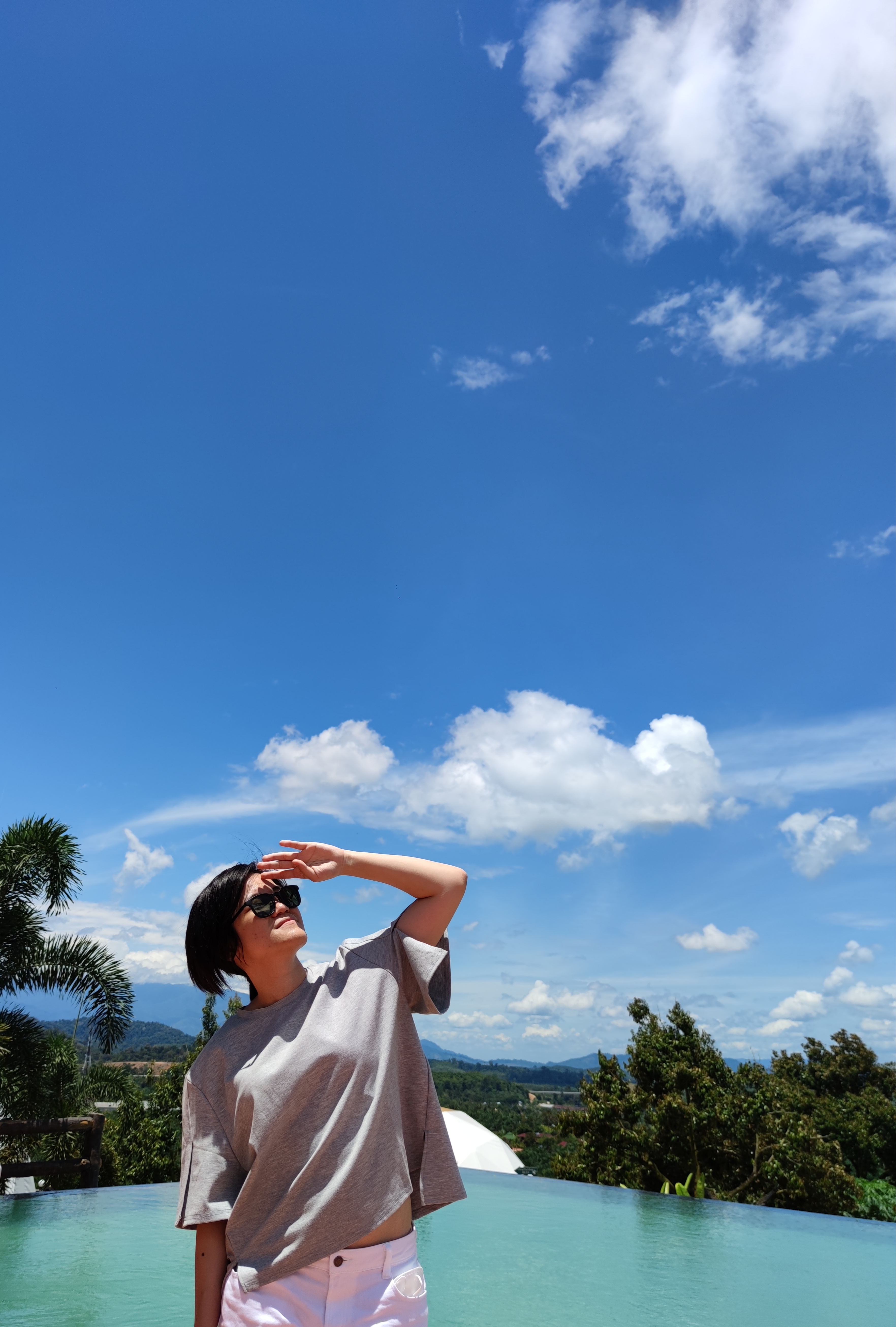 Mei Jun profile photo took from Bilut Hill