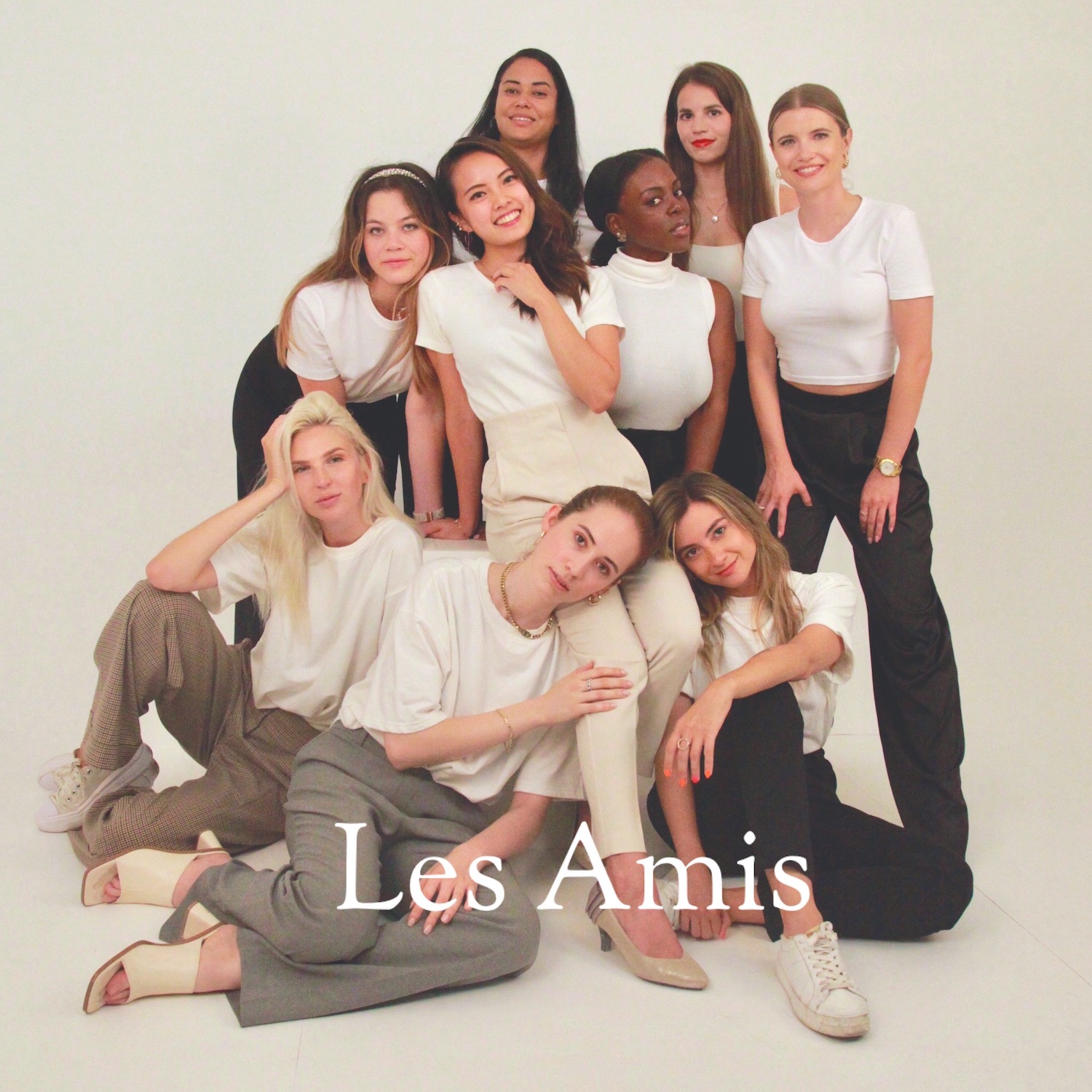 Les Amis Your Family of Girlfriends