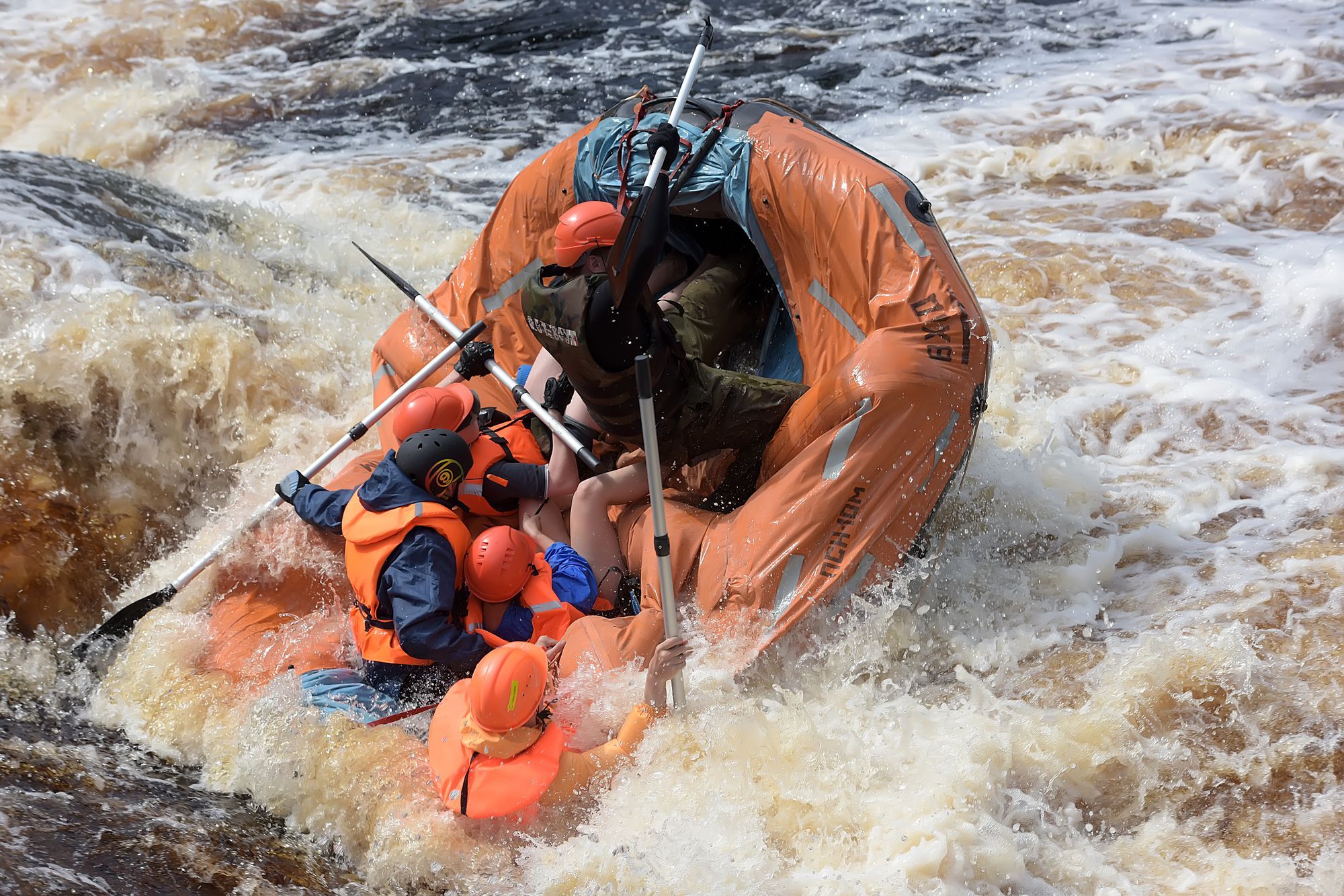 Is Whitewater Rafting Safe? The Risks and Rewards
