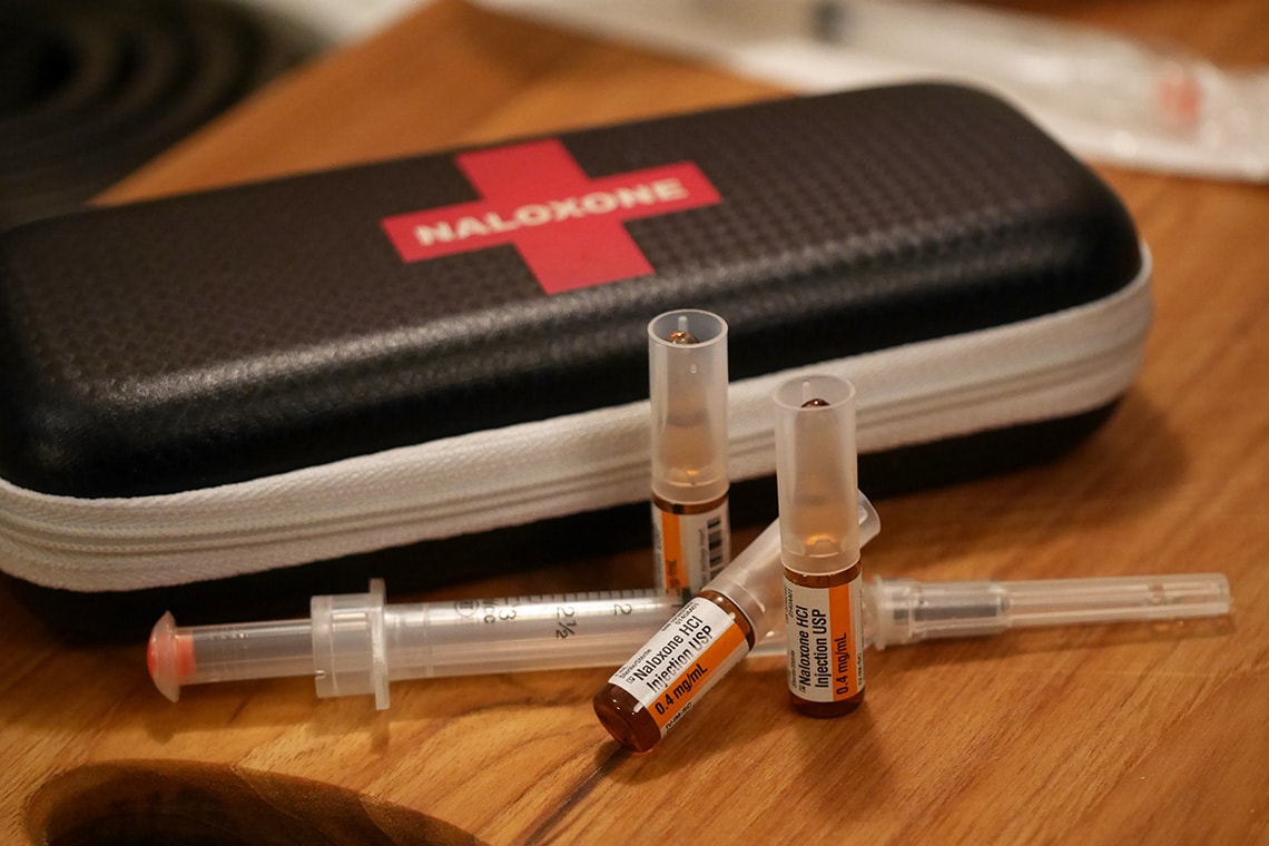 NALOXONE TRAINING Levac Safety