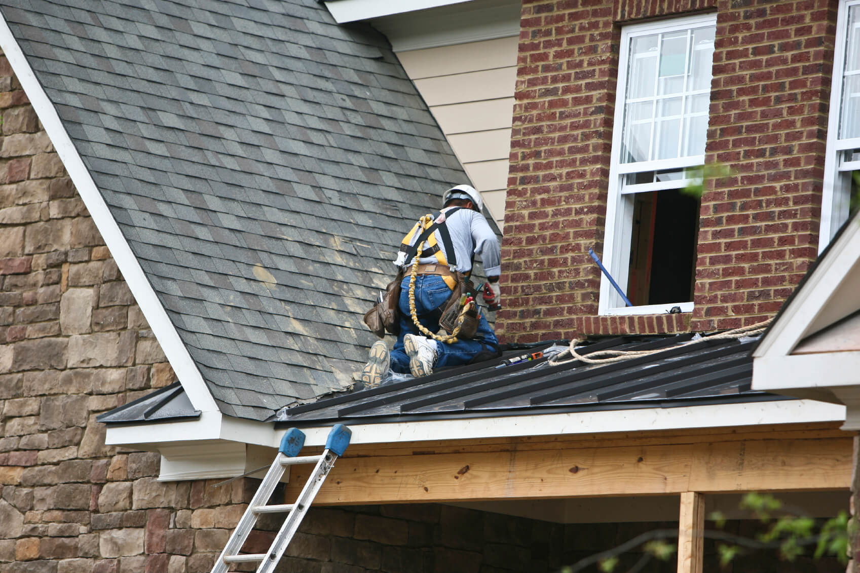 Roof Repair Contractor