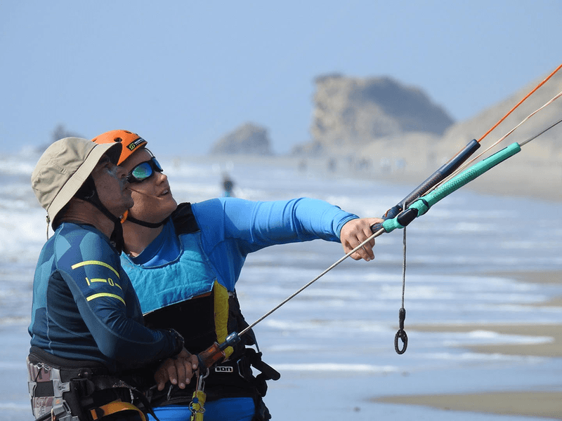 Kite Ecuador Kitesurfing & Kiteboarding School in Santa Marianita
