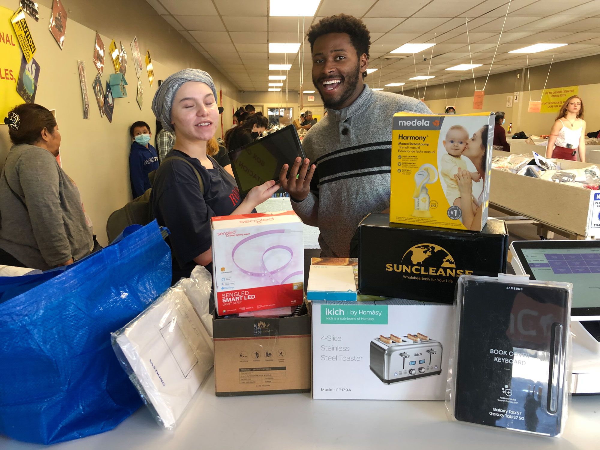 BinCredible Deals Bin discount store