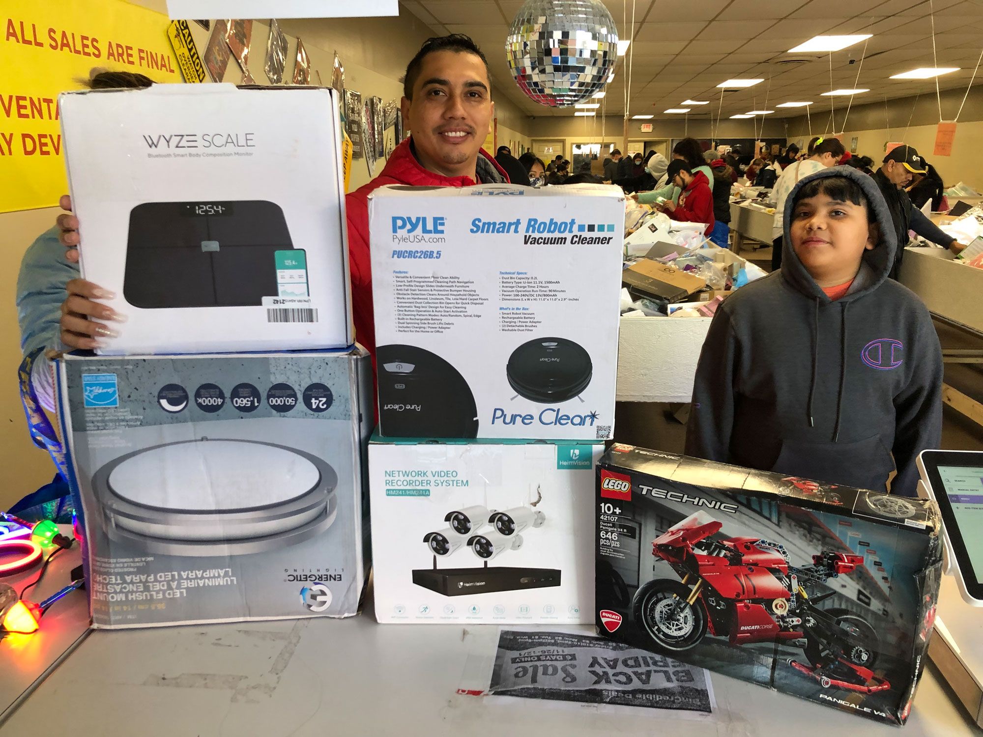 BinCredible Deals Bin discount store