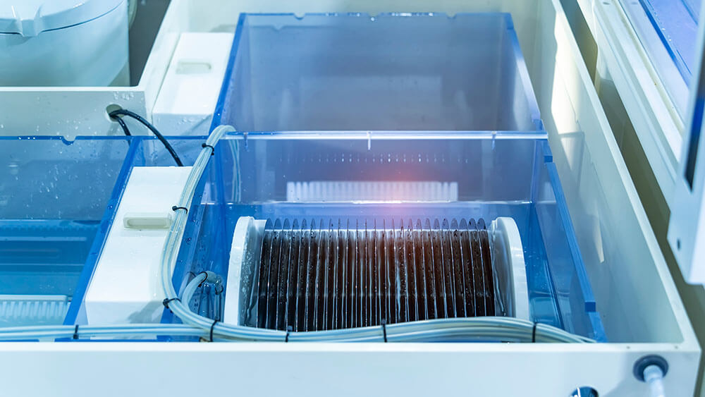 Rinsing Process The Role of PFAS in Semiconductor Manufacturing | Z2Data