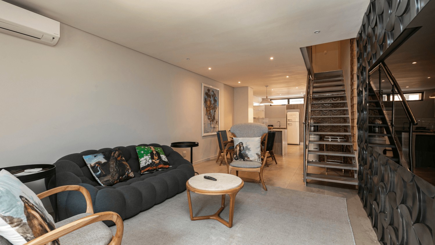 Luxury Apartment Rentals in Dunkeld, Johannesburg Bali Eva