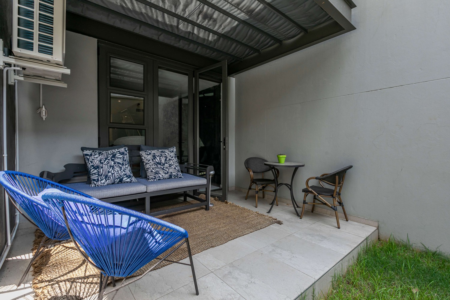 Luxury Apartment Rentals in Dunkeld, Johannesburg Bali Eva